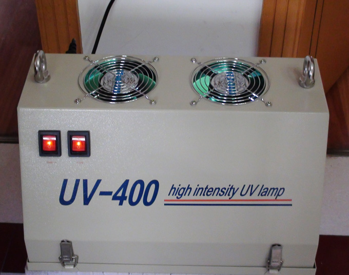 UV-400 high-intensity black light