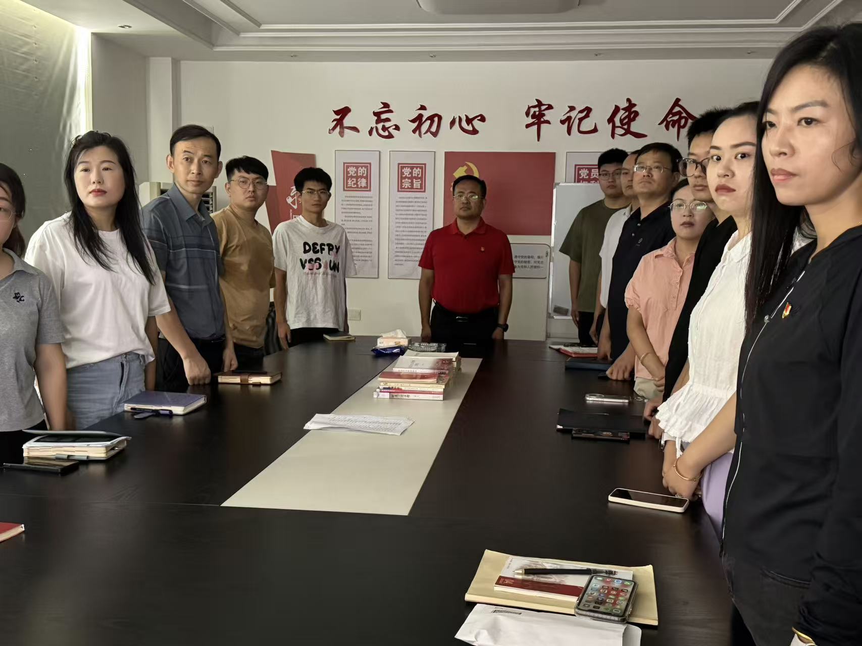 1756891607120738.jpg 9a6ef1a6e5f34bfaf3e9cb139fd51e92.jpg