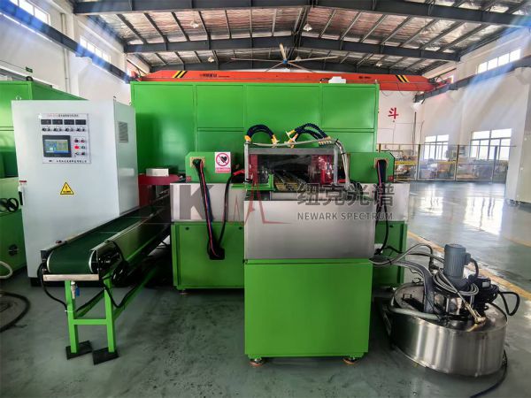 CNK-6000螺栓专用荧光磁粉探伤检测线